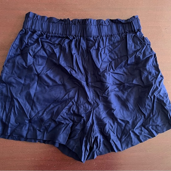 Francesca's Collections High Waist Navy Shorts - Picture 3 of 3